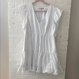 ABERCROMBIE AND FITCH White Ruffle Sleeve Dress
